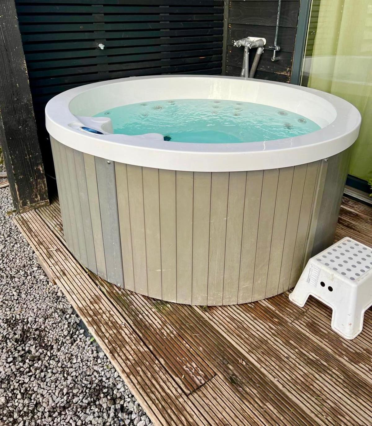 Family House With Garden & Jacuzzi & Sauna Near Amsterdam Vijfhuizen Екстер'єр фото